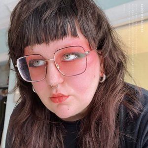 Meet your Posher, Marissa